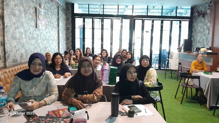 Gubernur Sumut Bobby Nasution Latih Tenaga Kesehatan Medan Jadi Konselor Adiksi