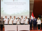 Foto Gubernur Sumut Tandatangani MoU Pengolahan Sampah Menjadi Energi Listrik 9.jpg